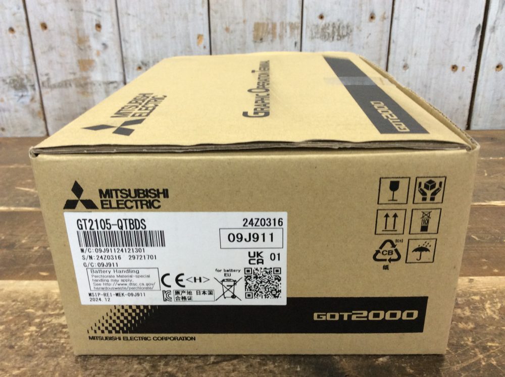 2025-02-07 MITSUBISHI 三菱電機 GOT2000 タッチパネル 5.7型 TFTカラー液晶 GT2105-QTBDS