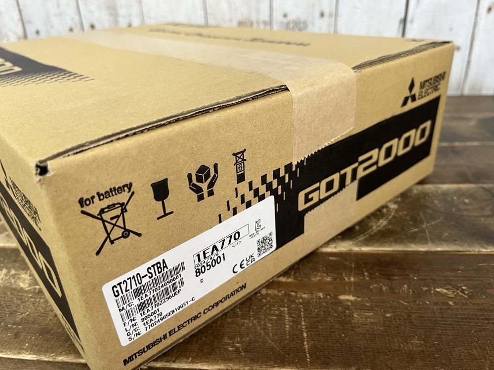 MITSUBISHI 三菱電機 GOT2000 10.4型 タッチパネル 表示器 GT2710-STBA