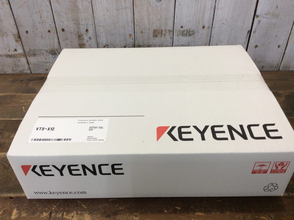 2025-05-16KEYENCE キーエンス 12型TFTカラー タッチパネルディスプレイ VT5-X12