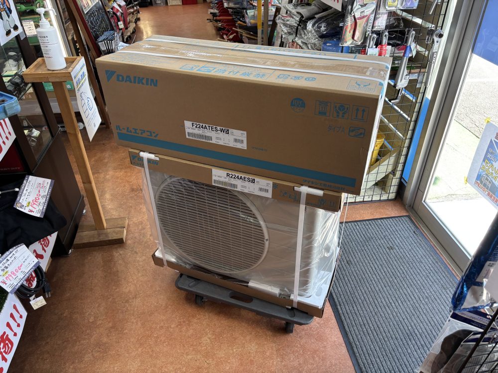 DAIKIN ダイキン ルームエアコン F224ATES-W5+R224AES5