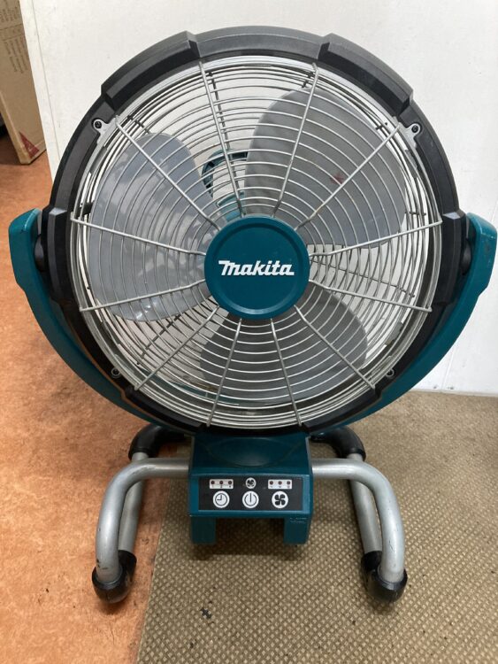 MAKITA マキタ 充電式ファン CF300D 中古品