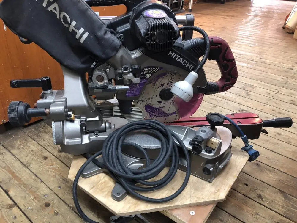 中古工具　スライド丸のこ　100V　MAKITA スライド丸ノコ | 静岡県浜松市 新品工具・中古工具買取のことなら工具