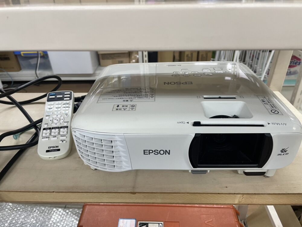 EPSON エプソン 家庭用 プロジェクター EH-TW650