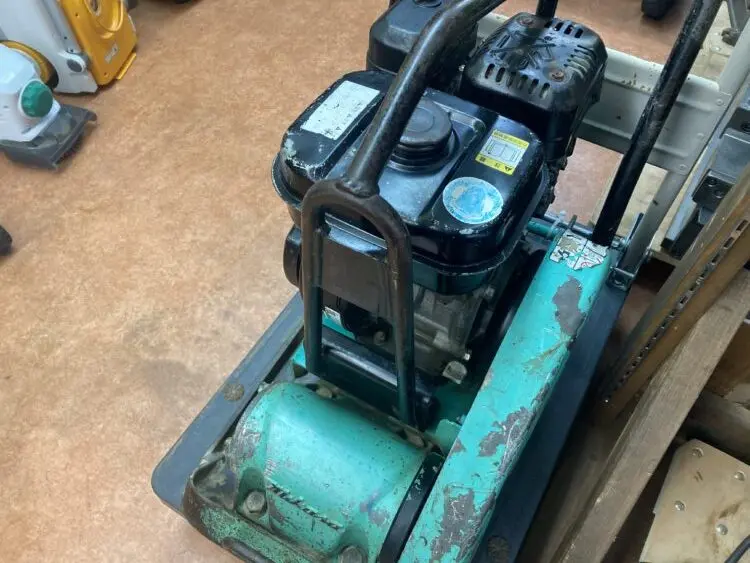 MIKASA ミカサ プレートコンパクター MVC-F60 中古品