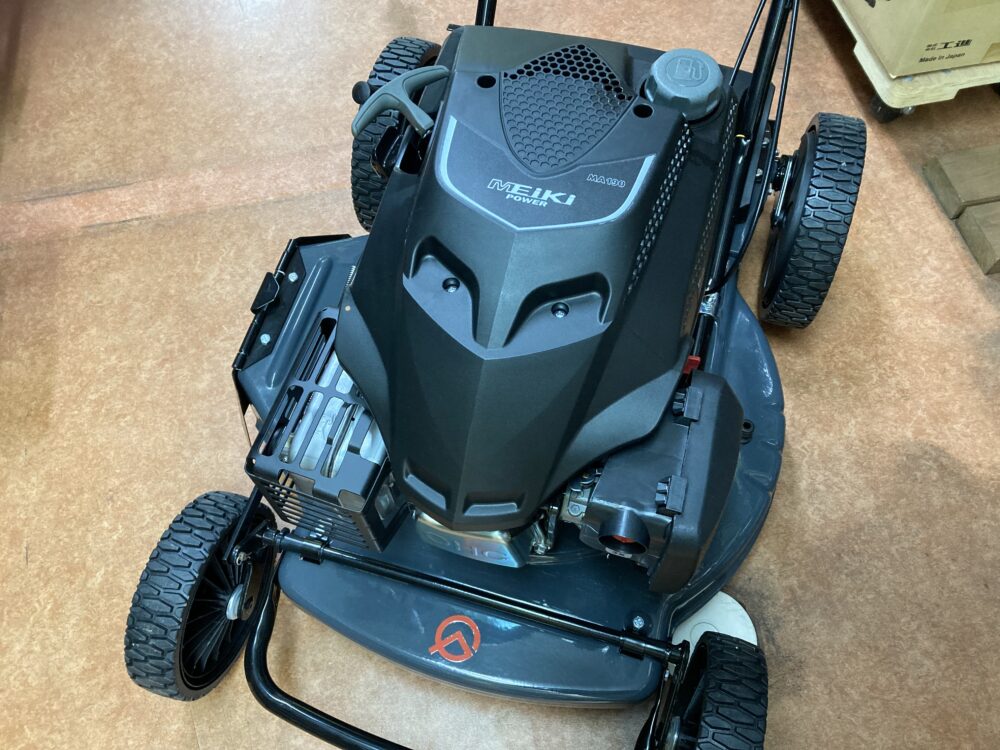 PLOW プラウ 自走草刈機 WGC530B 中古品