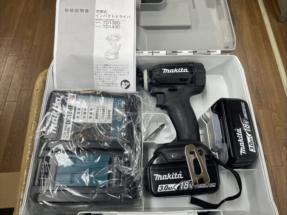 makita マキタ 18V 3.0Ah 充電式インパクトドライバ TD149DRFXB