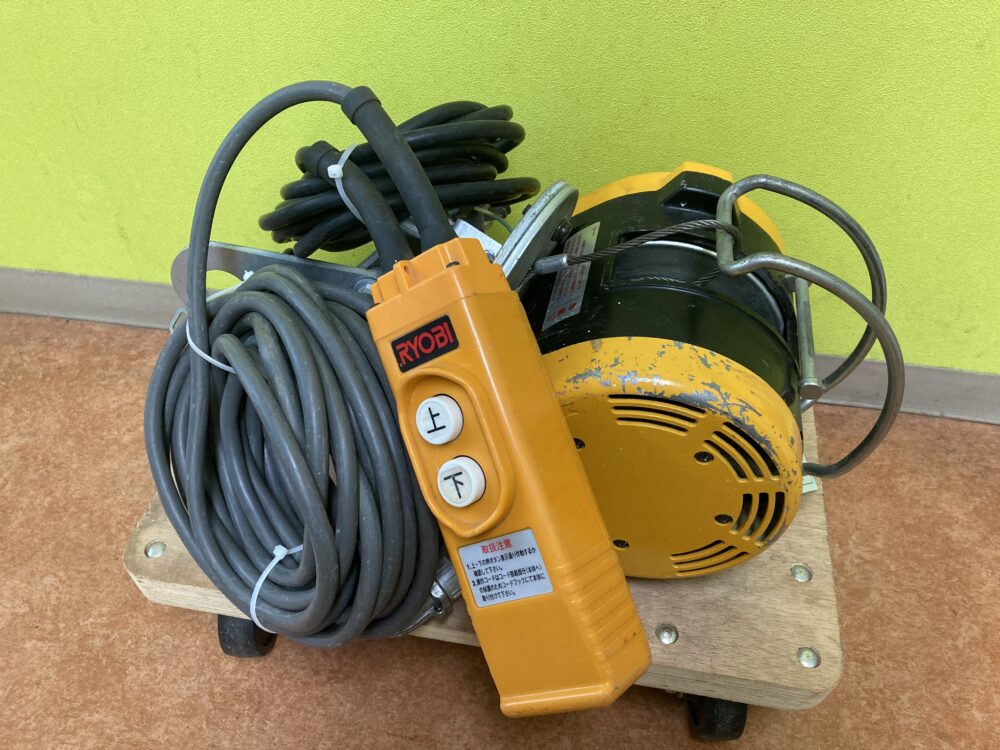 RYOBI リョービ 小型ウインチ WI-61C 中古品