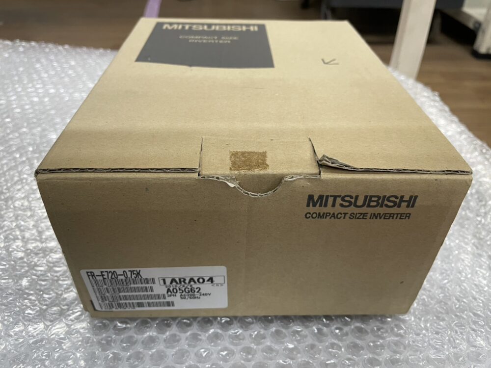 MITSUBISHI 三菱電機 インバータ FR-E720-0.75K