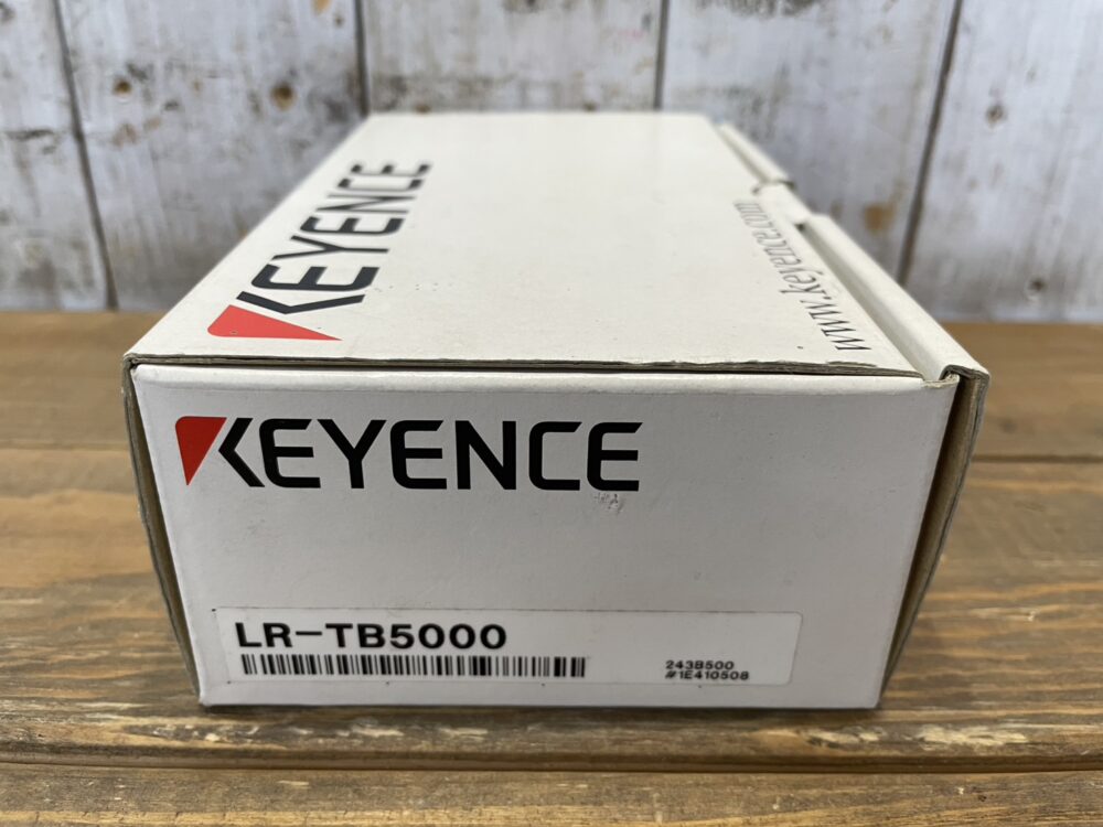 KEYENCE キーエンス アンプ内蔵型TOFレーザセンサ LR-TB5000