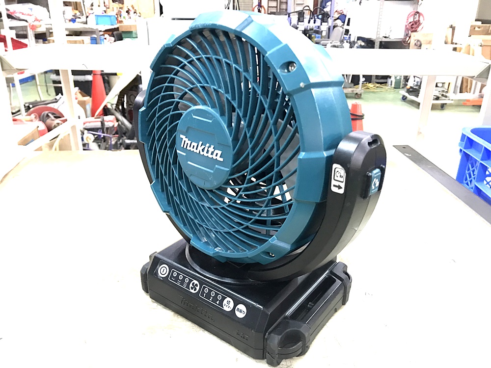 makita マキタ 充電式ファン CF102D