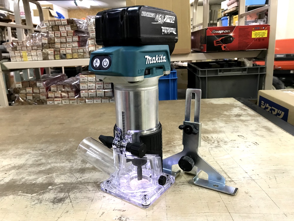 makita マキタ 充電式トリマ RT50D