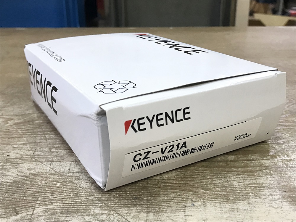 KEYENCE キーエンス デジタルカラー判別センサ アンプユニット 親機 CZ-V21A
