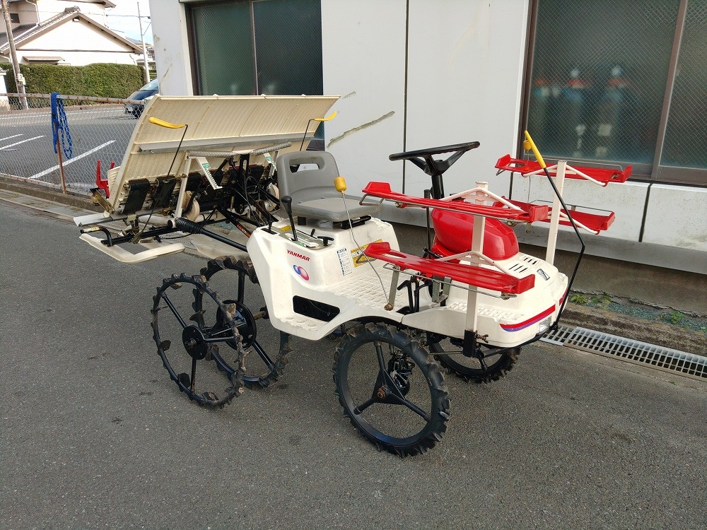 中古値段ヤンマー 田植機 RJ4 4条植え 田植え機 車体