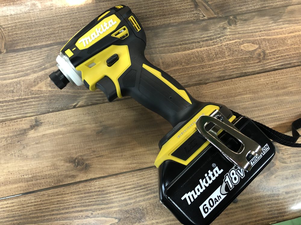 マキタ makita 充電式インパクトドライバー TD172DGXFY 新品未使用品買取です。