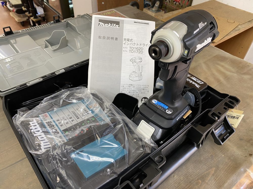 マキタ makita 充電式インパクトドライバ TD172DRGX フルセット 新品未使用品を現金買取りしました！