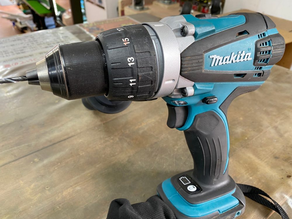 マキタ makita 充電式ドライバドリル DF458D 中古美品を現金買取りしました！