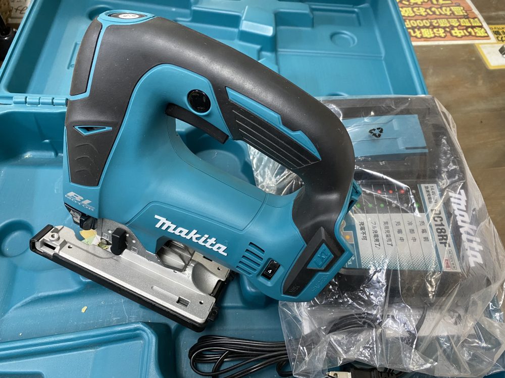 マキタ makita 充電式ジグソー JV182DRF 中古美品を現金買取りしました！