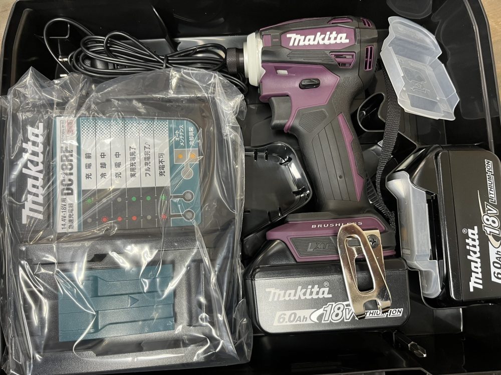 未使用 makita 充電式インパクトドライバ TD172DGXAP フルセット 