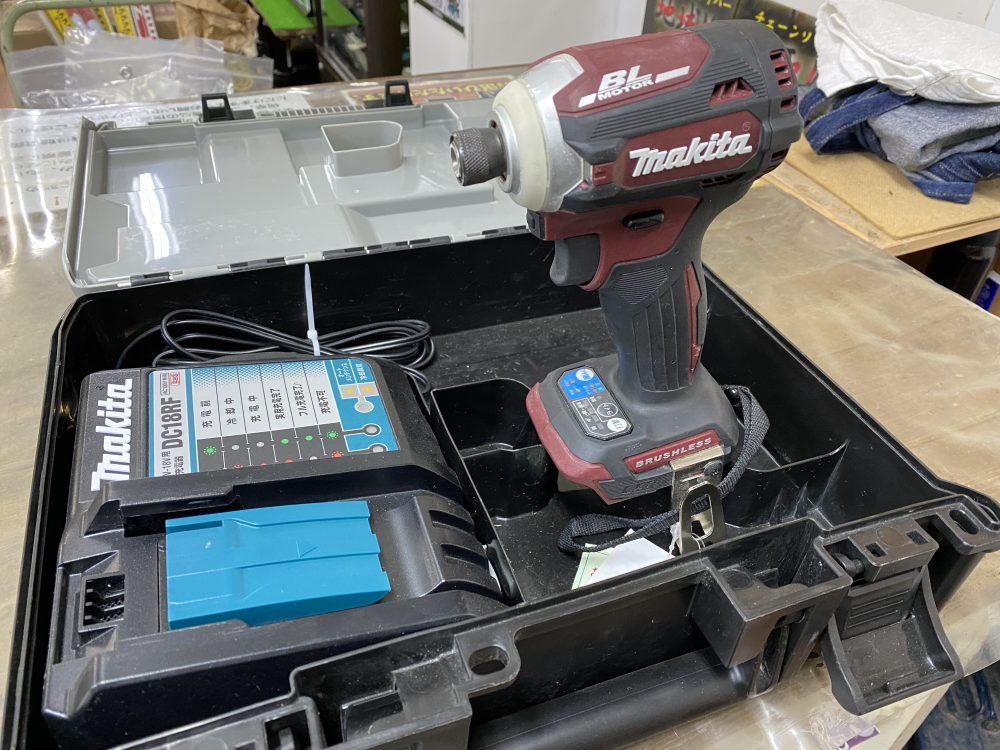 マキタ makita 充電式インパクトドライバ TD171D 中古美品を現金買取りしました！