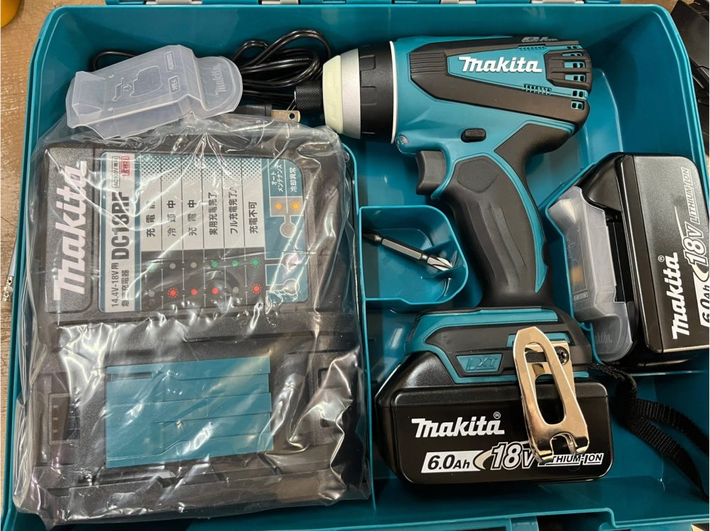 makita マキタ 充電式4モードインパクトドライバ TP141DRGX