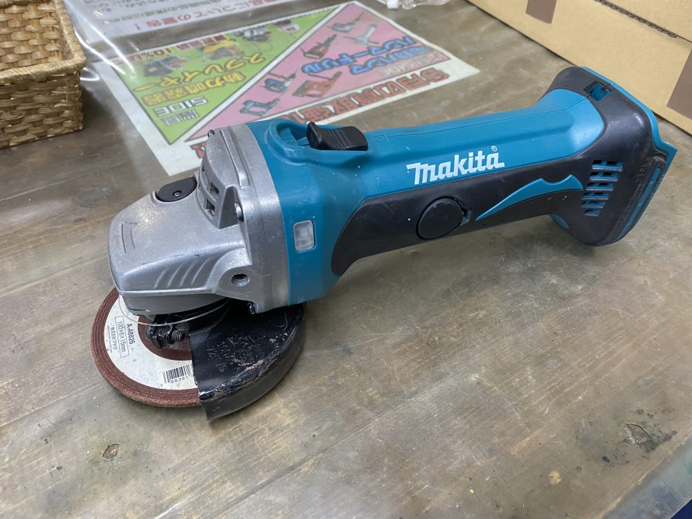 マキタ makita 充電式ディスクグラインダ GA400D 中古美品を現金買取りしました！