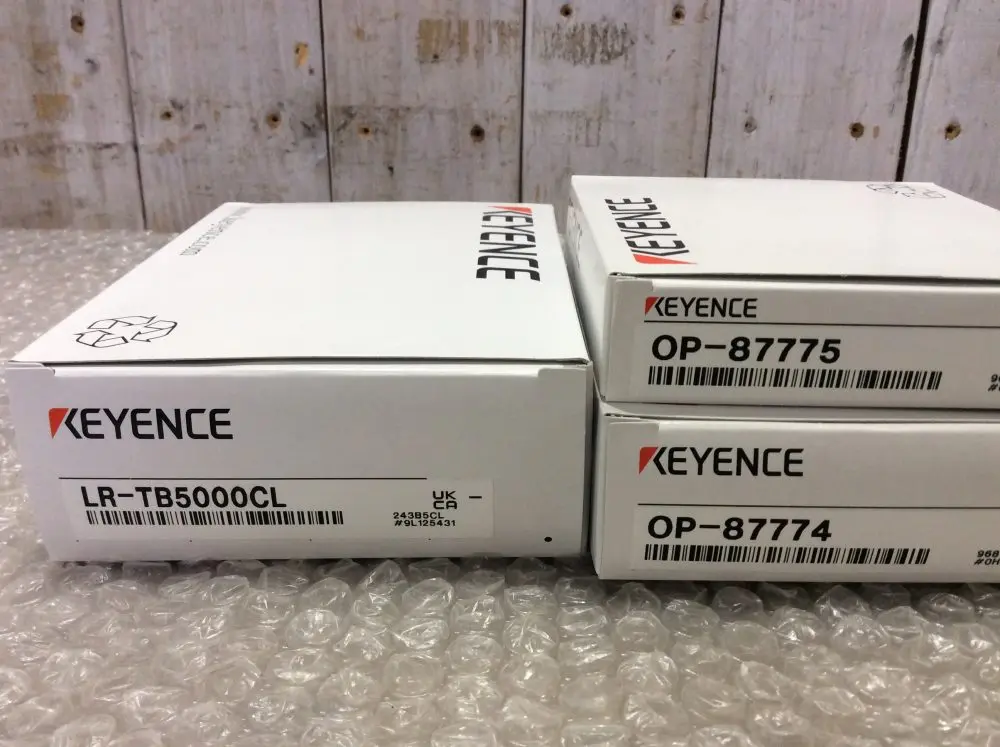 宅配買取】KEYENCE キーエンス LR-Tシリーズ アンプ内蔵型TOFレーザセンサ LR-TB5000CL/OP-87774/OP-87775  未使用品を宅配買取させて頂きました！☆KEYENCE キーエンス FA機器部品を宅配買取強化中！ 山梨県 甲府市 甲斐市 南アルプス市 笛吹市  富士吉田市 全国対応宅配 ...