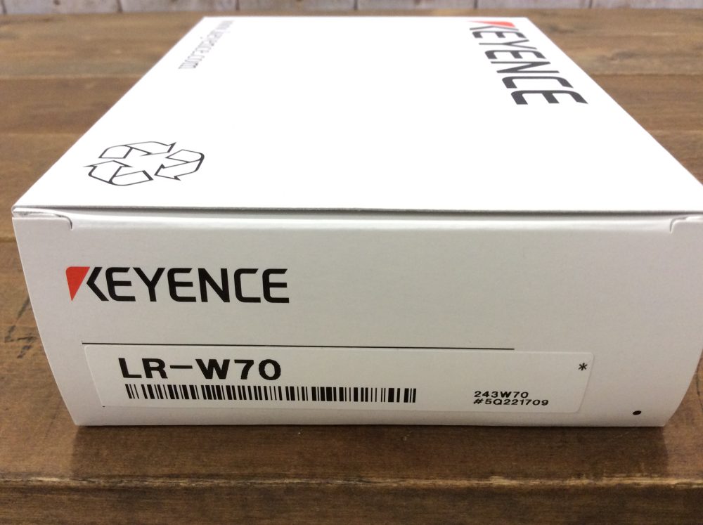 2023-07-27 KEYENCE キーエンス ホワイトスポット光電センサ 小型小スポット型 ケーブル引出しタイプ LR-W70
