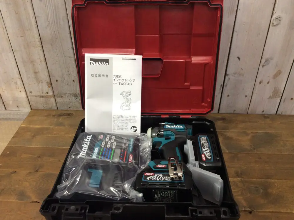 makita マキタ 40Vmax充電式インパクトレンチ 2.5Ah バッテリ2個+充電器 TW004GRDX
