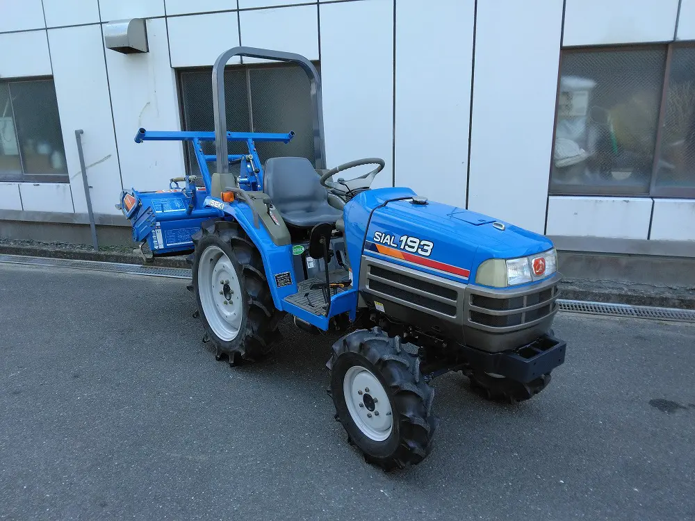 H-1313】中古品 kubota / クボタ トラクター GB150 15馬力 255